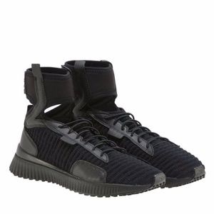 FENTY PUMA by RIHANNA Black Ankle Strap Sneakers - Size 9